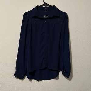 Forever 21 Navy Blue Button Down Shirt (size medium)